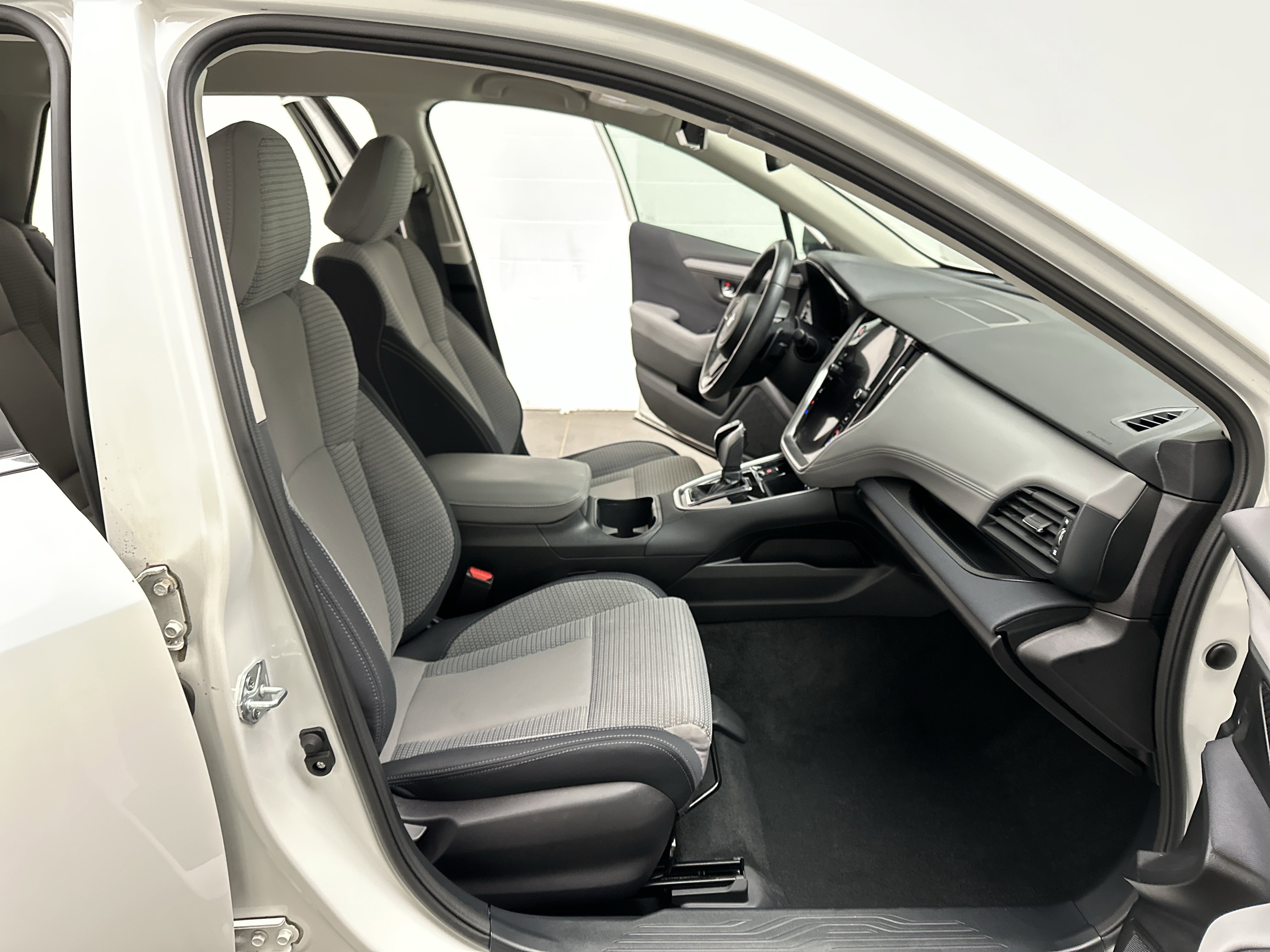 Used 2024 Subaru Outback Premium image 21