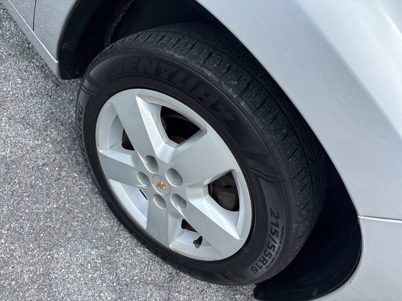 Used 2011 Chevrolet HHR LT FWD image 5