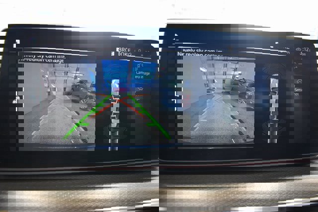 Used 2022 BMW 540i xDrive w/ M Sport Package image 29