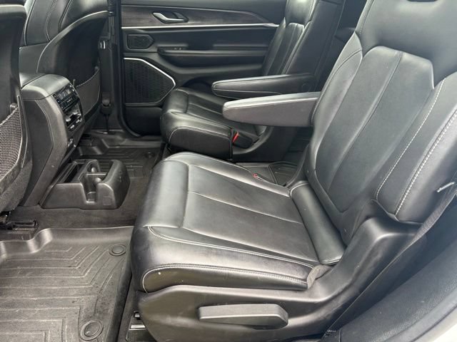 Used 2021 Jeep Grand Cherokee L Limited AWD/4WD image 15