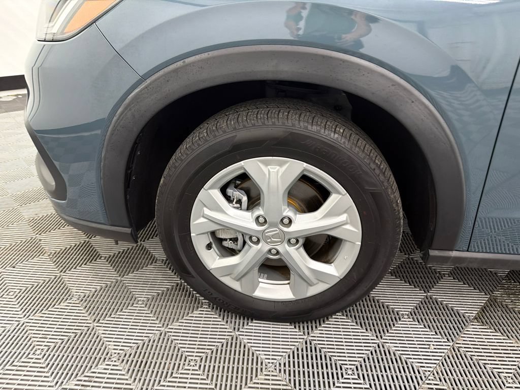 Used 2023 Honda HR-V LX image 11