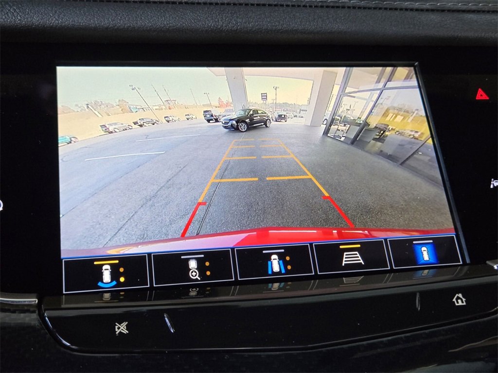 Used 2024 Cadillac XT6 Sport w/ Technology Package image 28