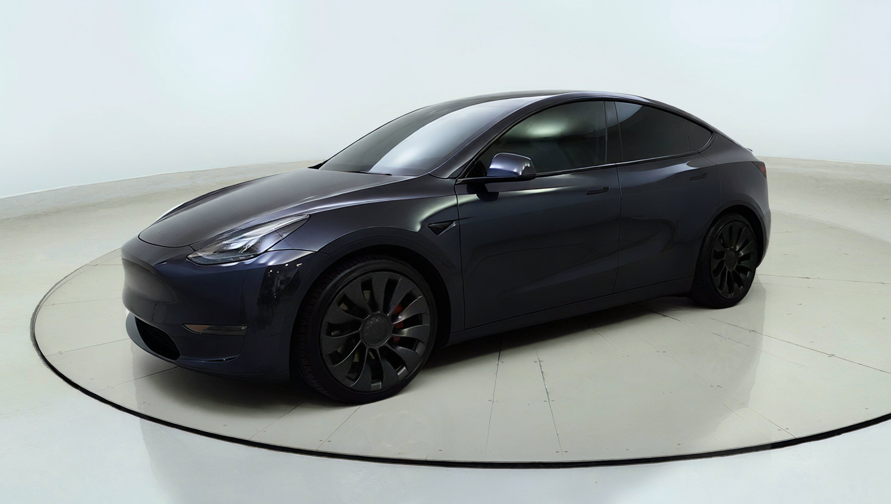 Used 2024 Tesla Model Y Performance AWD/4WD image 3