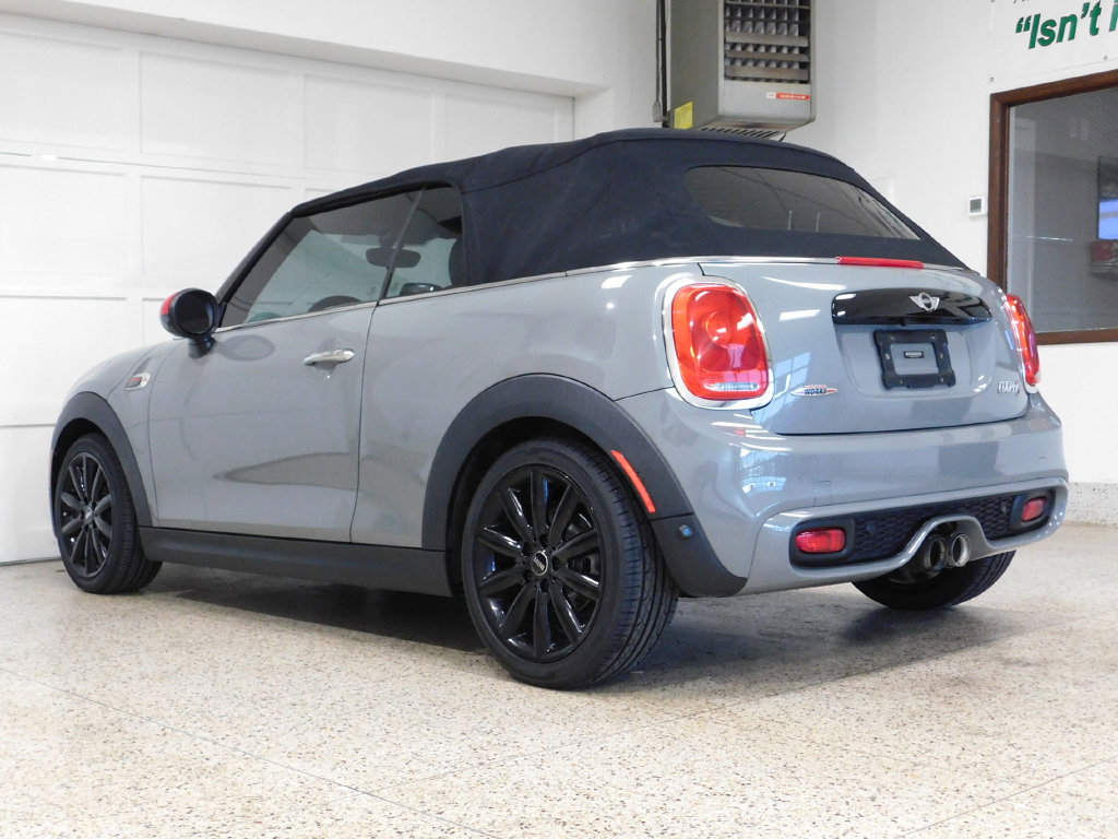 Used 2017 MINI Cooper S FWD image 11