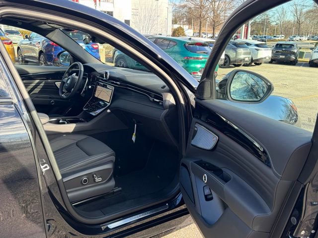 New 2026 Maserati Grecale Modena image 38