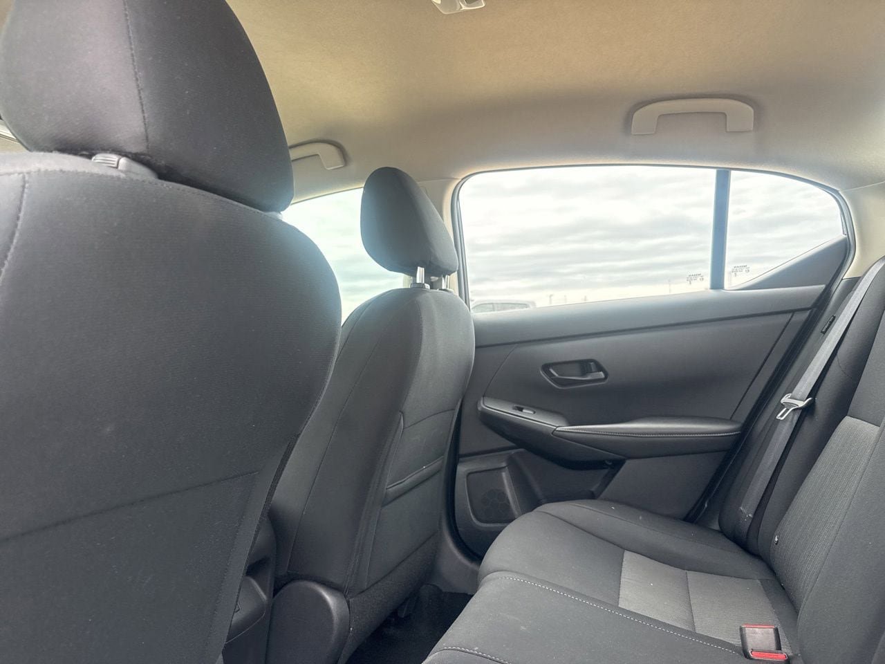 Certified 2024 Nissan Sentra SV FWD image 33