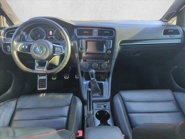 Used 2015 Volkswagen GTI SE image 18