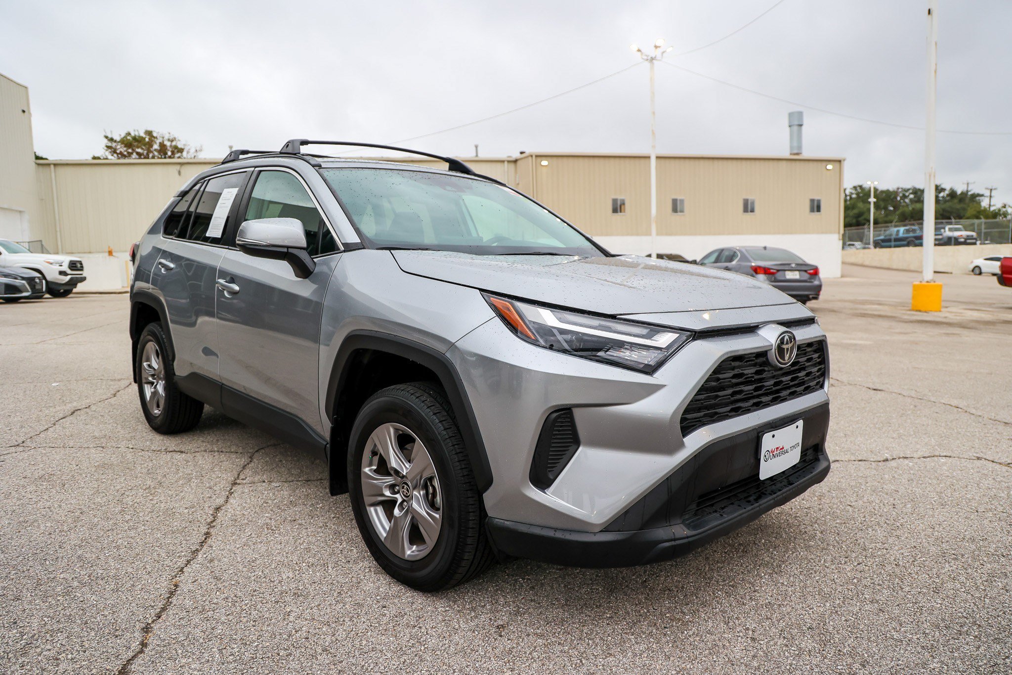 Certified 2025 Toyota RAV4 XLE FWD image 5