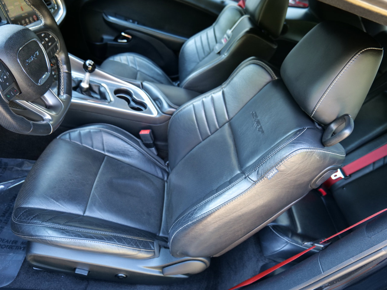 Used 2015 Dodge Challenger SRT Hellcat image 14