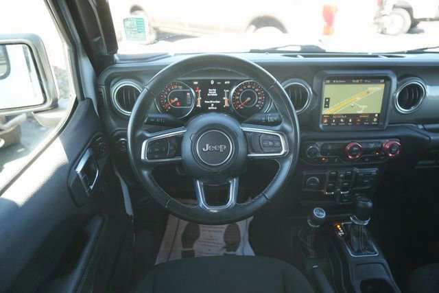 Used 2022 Jeep Gladiator Overland w/ Auxiliary Switch Group image 15