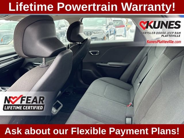 Used 2025 Kia K4 LXS image 28