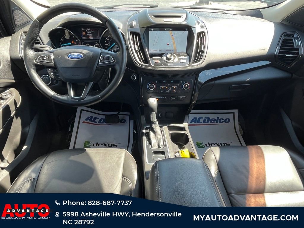Used 2017 Ford Escape Titanium image 9