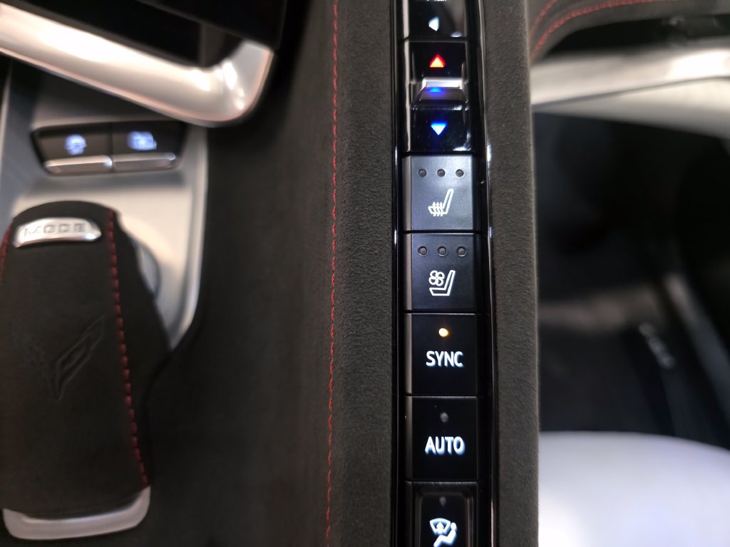 Used 2023 Chevrolet Corvette Z06 RWD image 18