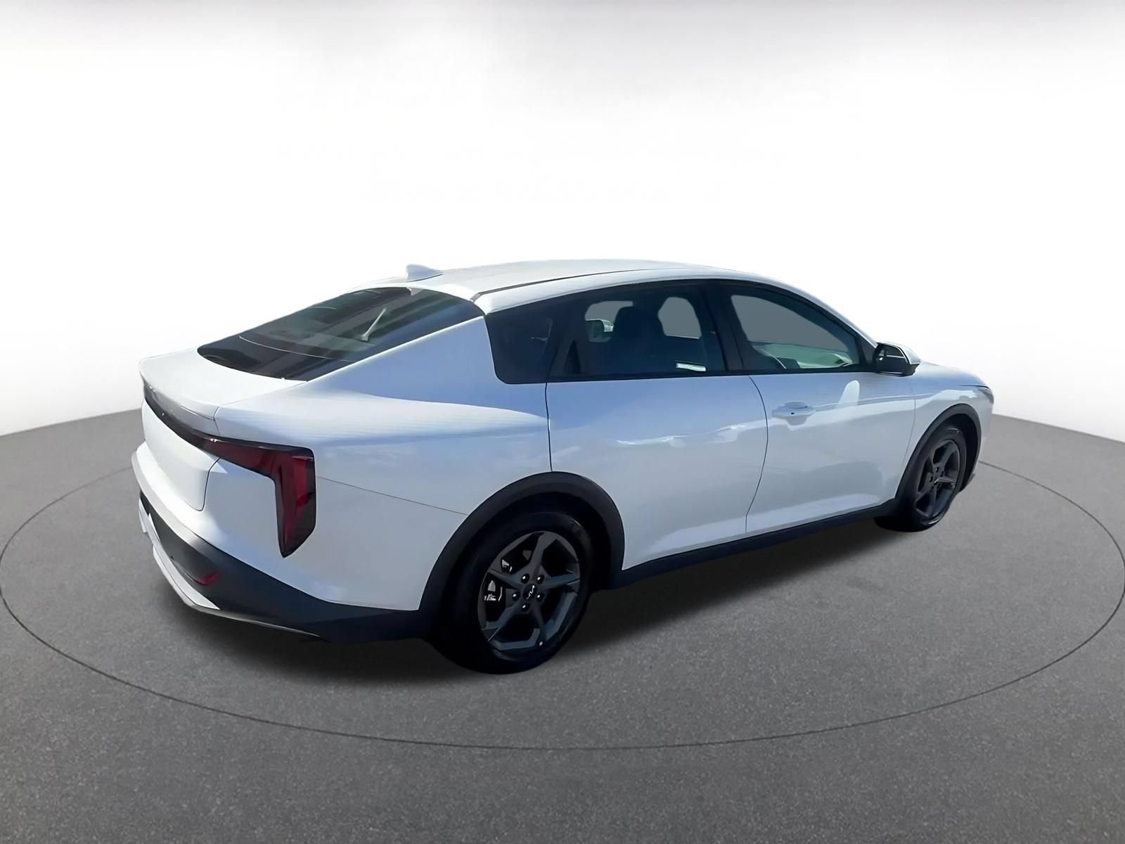 Used 2025 Kia K4 FWD image 14