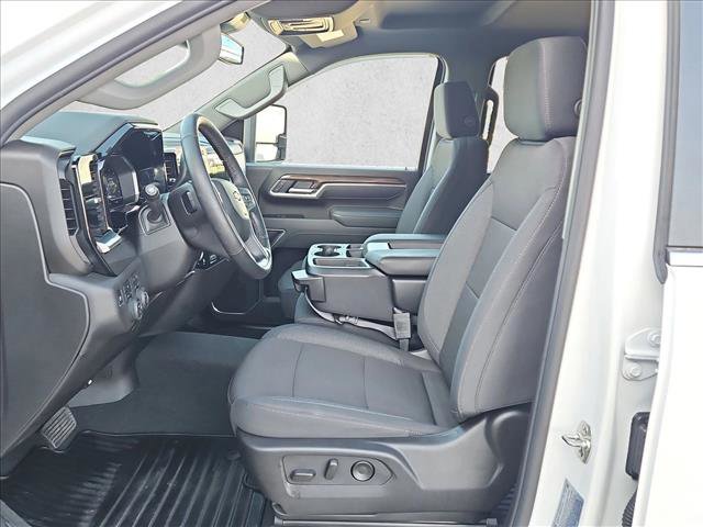 Certified 2025 Chevrolet Silverado 2500 LT w/ Z71 Chrome Sport Edition AWD/4WD image 16