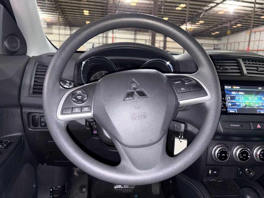 Used 2025 Mitsubishi Outlander Sport ES image 23