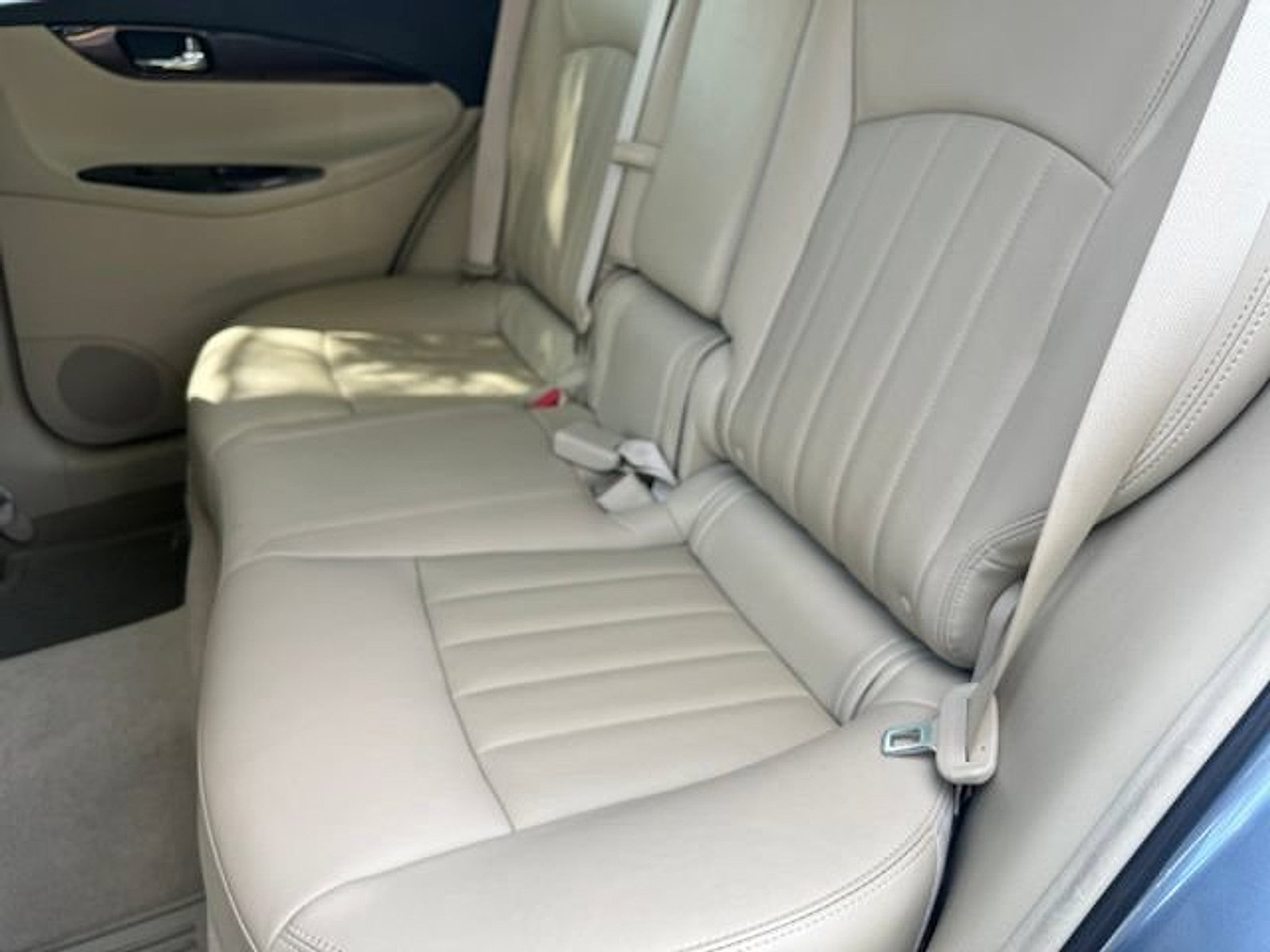 Used 2016 INFINITI QX50 AWD w/ Deluxe Touring Package image 15