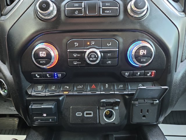Used 2023 GMC Sierra 3500 Denali w/ Denali Ultimate Package AWD/4WD image 25