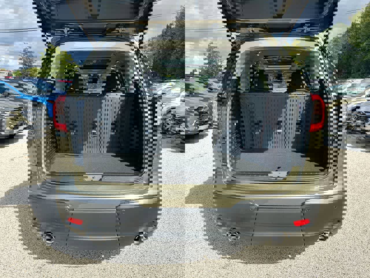 New 2025 Subaru Ascent Touring image 37