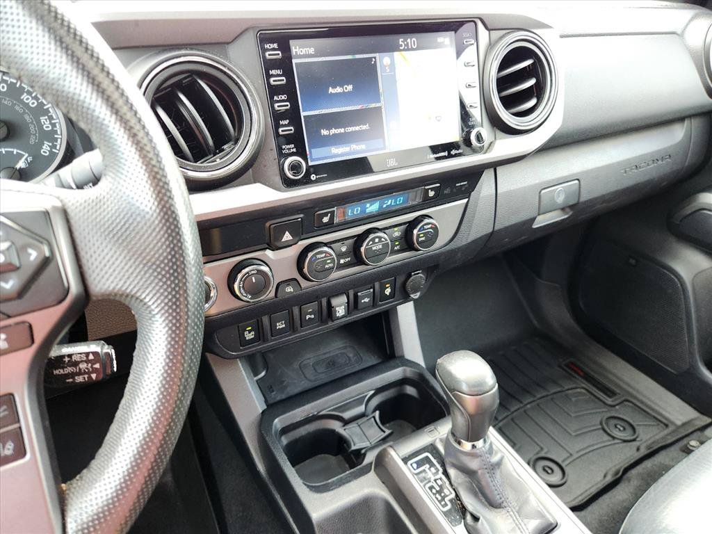 Used 2020 Toyota Tacoma TRD Sport w/ TRD Premium Sport Package AWD/4WD image 26