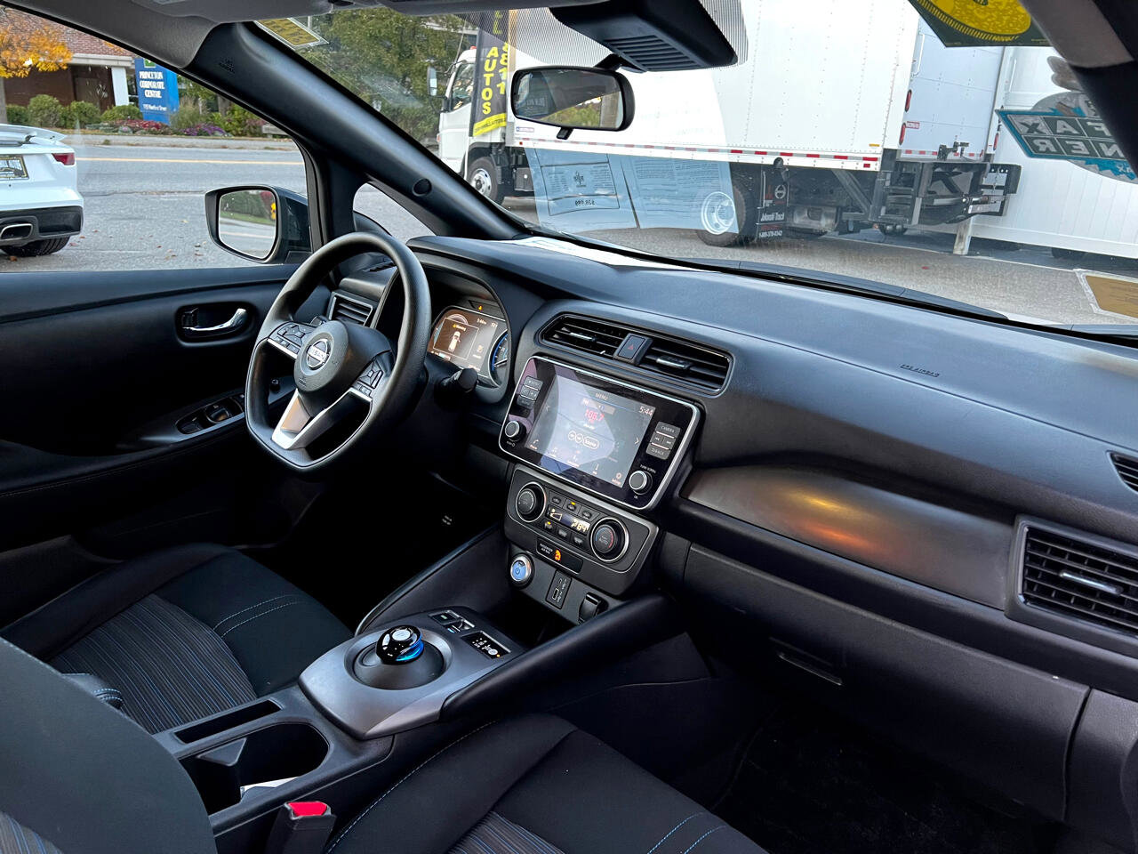 Used 2020 Nissan Leaf S w/ S Charge Package image 23