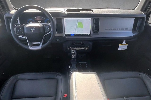 New 2025 Ford Bronco Outer Banks image 4