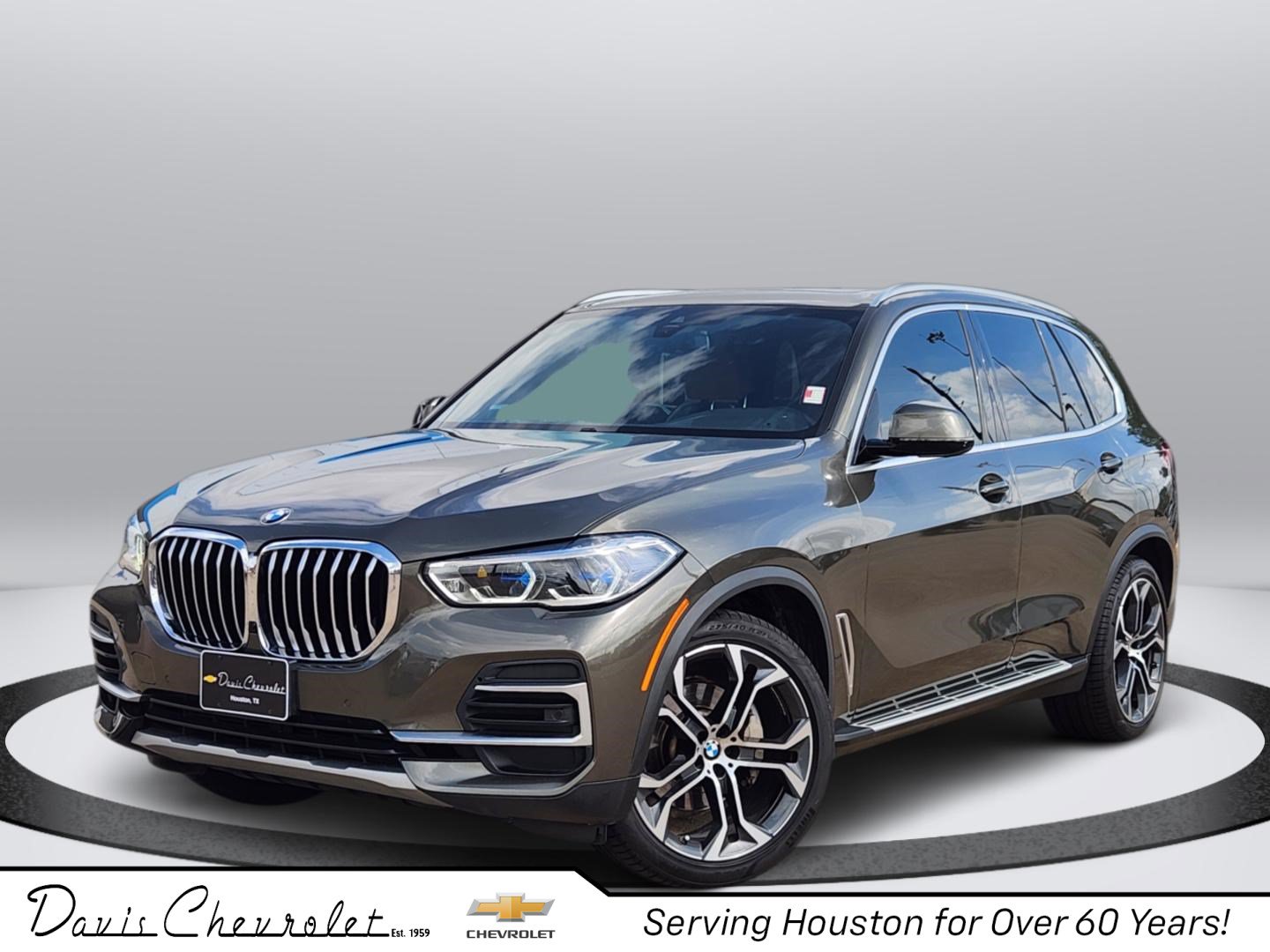 Used 2022 BMW X5 xDrive40i w/ Executive Package AWD/4WD image 1