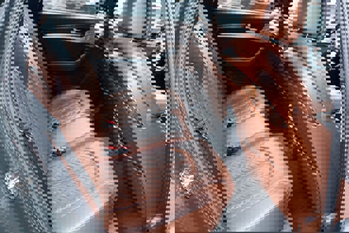 Used 2015 Audi A8 4.0T w/ Luxury Package image 21