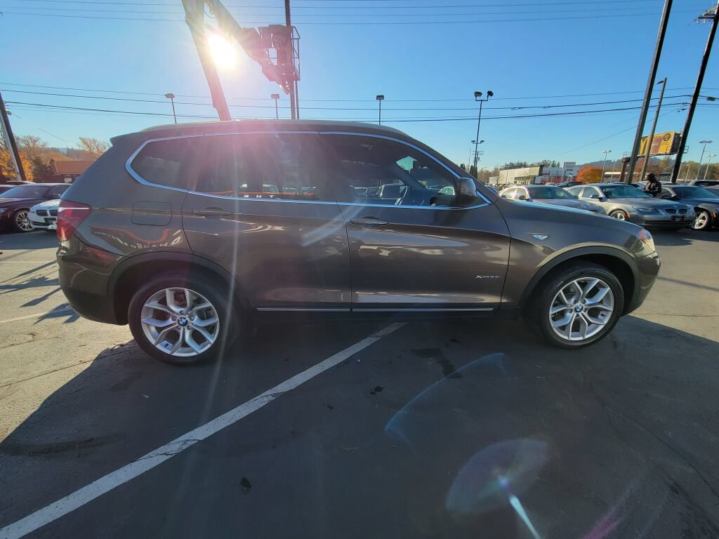 Used 2014 BMW X3 xDrive28i AWD/4WD image 5