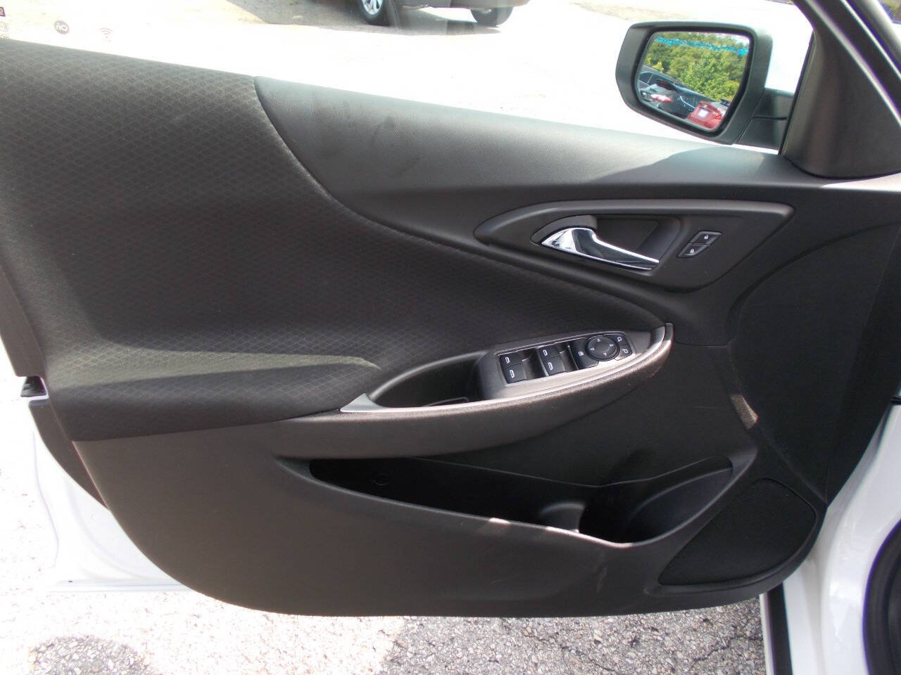 Used 2022 Chevrolet Malibu LS w/ Driver Confidence Package II FWD image 14