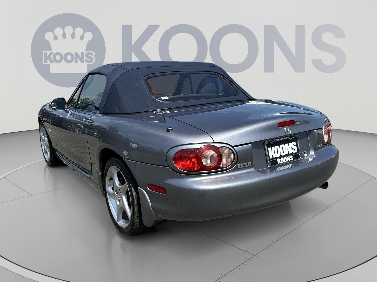 Used 2003 MAZDA MX-5 Miata RWD image 8
