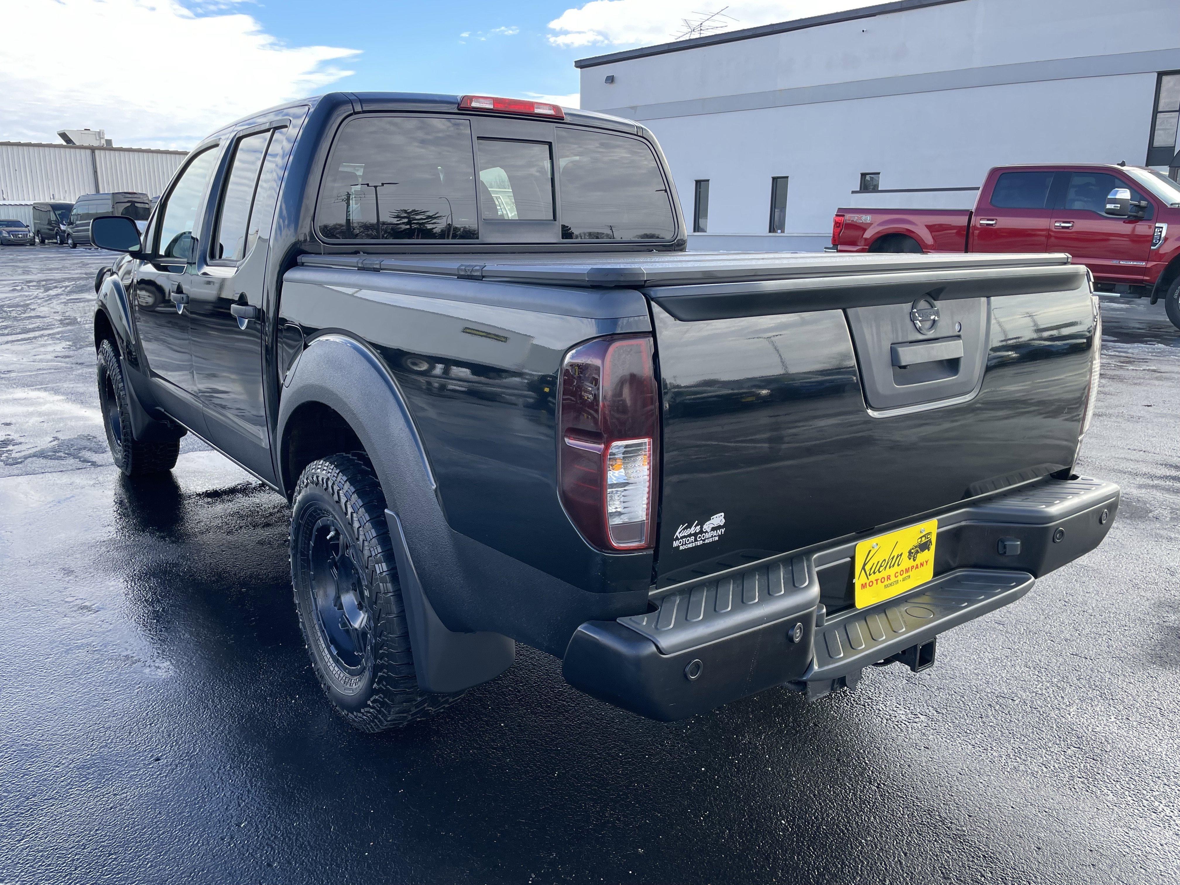 Used 2017 Nissan Frontier SV w/ SV Value Truck Package image 6