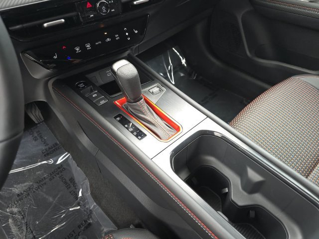 New 2027 Nissan Kicks SR w/ SR Premium Package FWD image 26