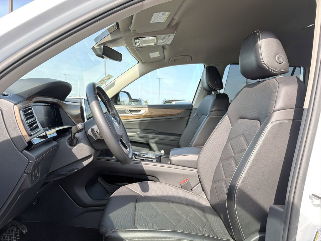 Used 2024 Volkswagen Atlas SE AWD/4WD image 10