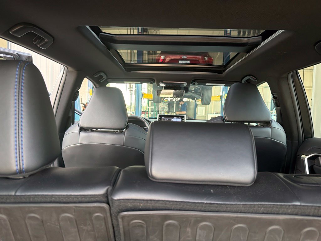 Used 2022 Toyota RAV4 XSE AWD/4WD image 12