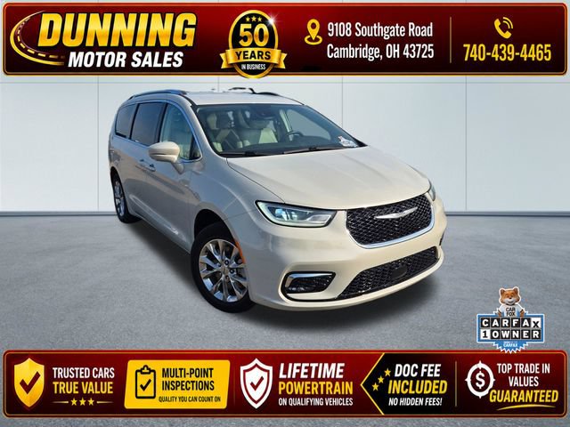 Used 2021 Chrysler Pacifica Touring-L w/ Uconnect Theater Family Group AWD/4WD image 1