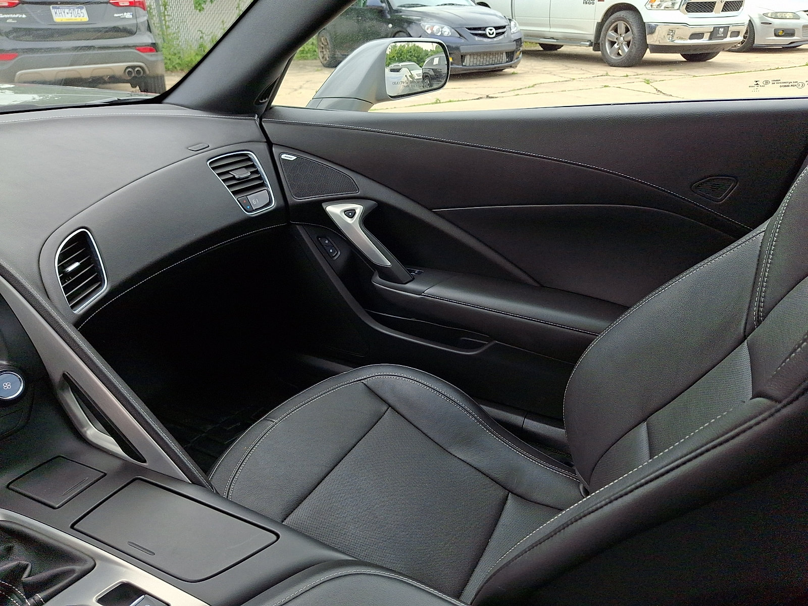 Used 2016 Chevrolet Corvette Stingray Coupe RWD image 16