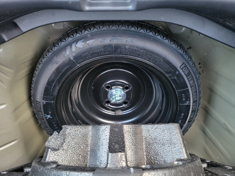 Used 2019 Honda Fit LX image 39