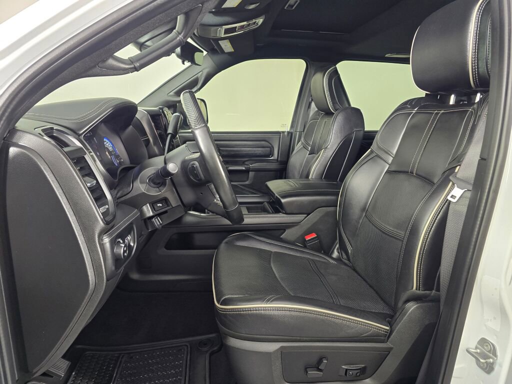 Used 2022 RAM 3500 Limited image 22