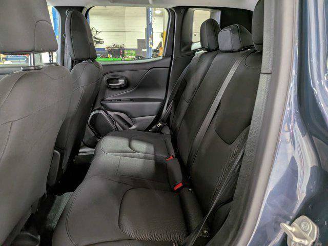 Certified 2023 Jeep Renegade Latitude AWD/4WD image 13