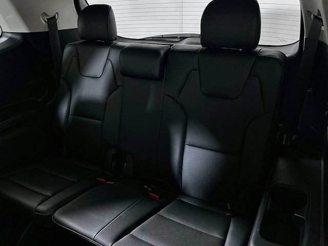 Used 2024 Kia Telluride EX w/ EX Captain's Chair Package AWD/4WD image 29