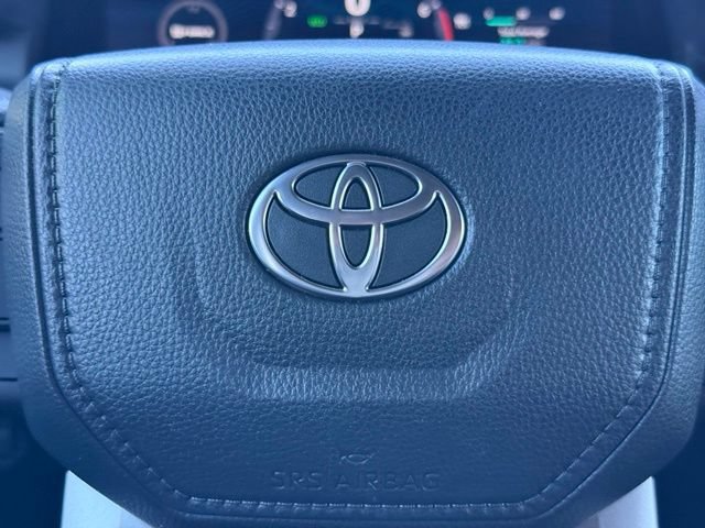 Used 2024 Toyota Tacoma Limited w/ Limited Package (LT) AWD/4WD image 29