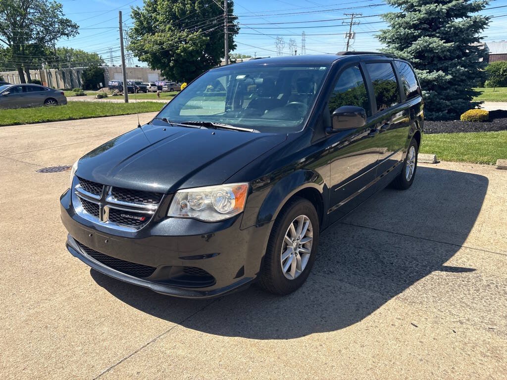 Used 2013 Dodge Grand Caravan SXT FWD image 3