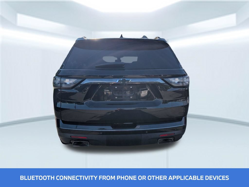 Used 2018 Chevrolet Traverse Premier w/ Redline Edition FWD image 2