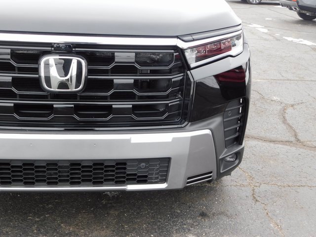 New 2026 Honda Pilot Touring image 9