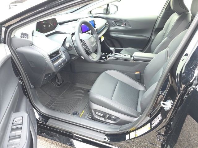 New 2026 Toyota Prius Plug-In Hybrid FWD image 8
