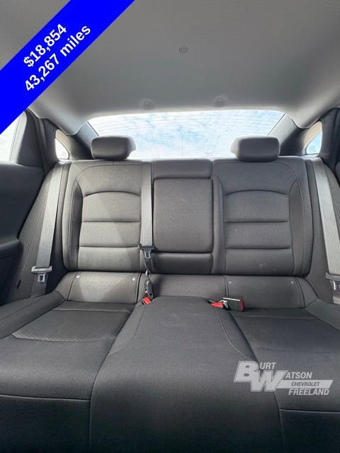 Used 2024 Chevrolet Malibu LT image 25