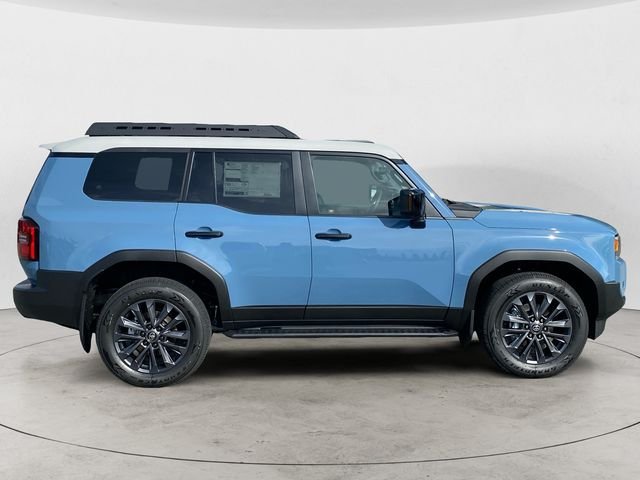 New 2027 Toyota Land Cruiser w/ Premium Package AWD/4WD image 4