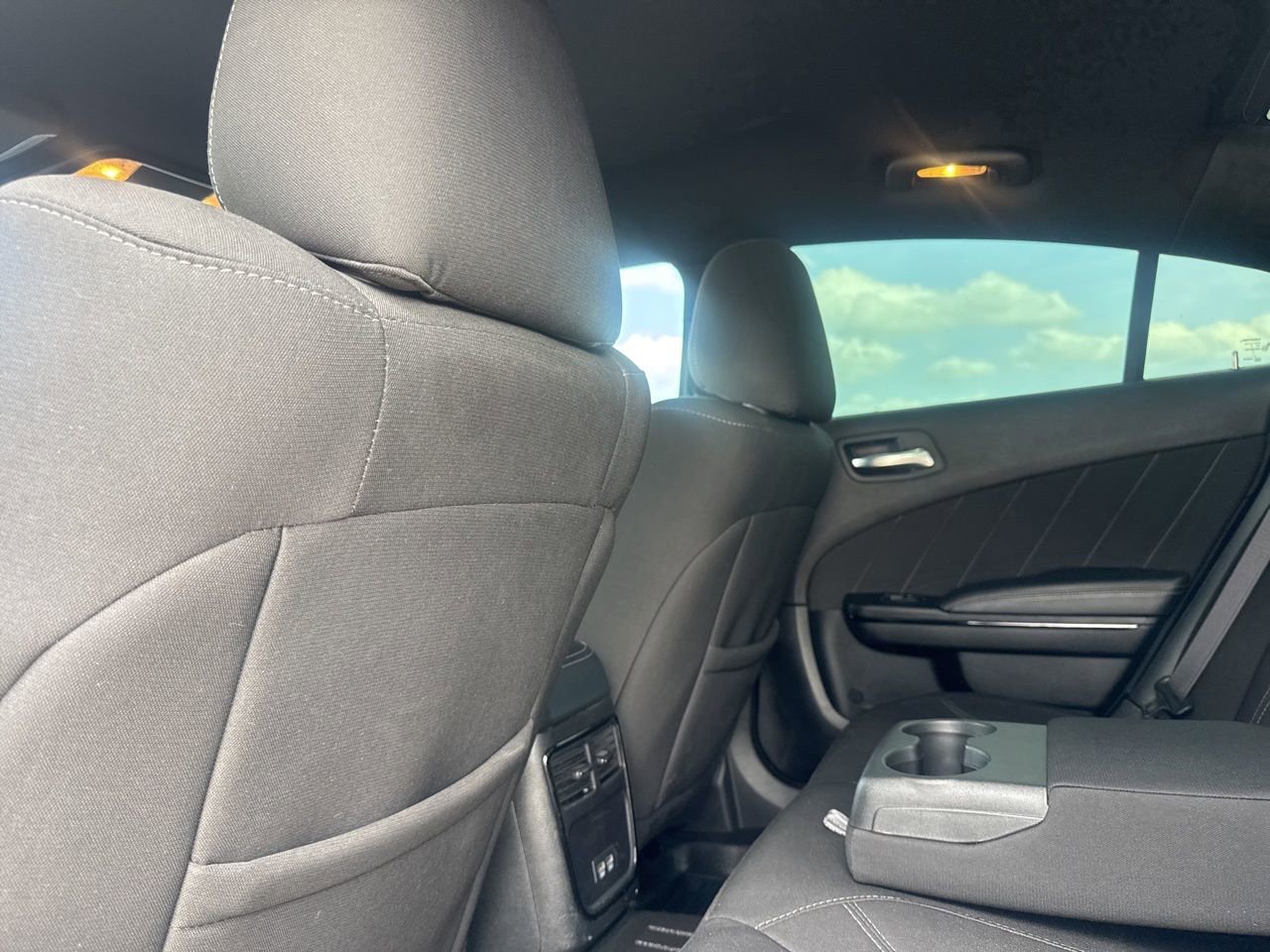Used 2023 Dodge Charger SXT w/ Blacktop Package image 34
