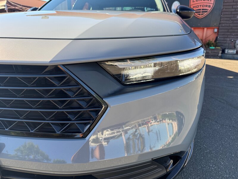 Used 2025 Honda Accord Sport-L image 6